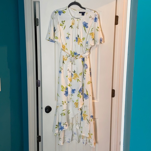 FRENCH CONNECTION flutter sleeve belted dress - Picture 5 of 5